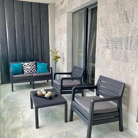 Sea View Aparthotel